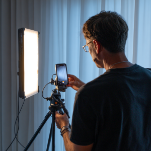 u2899745362_ultra_realistic_editorial_photo_vertical_916._rea_a07beb2b-2fea-40f8-98ca-34254ccda611_0